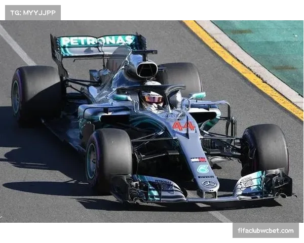 F1车队积分榜：迈凯伦继续领跑 梅赛德斯红牛法拉利陷混战